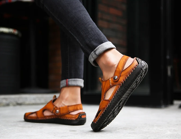 Sandali classici in pelle