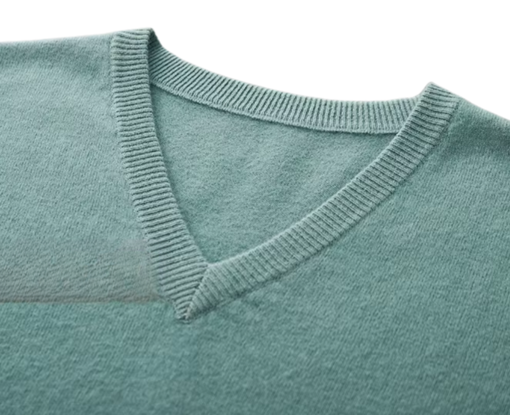 Maglione in lana con scollo a V