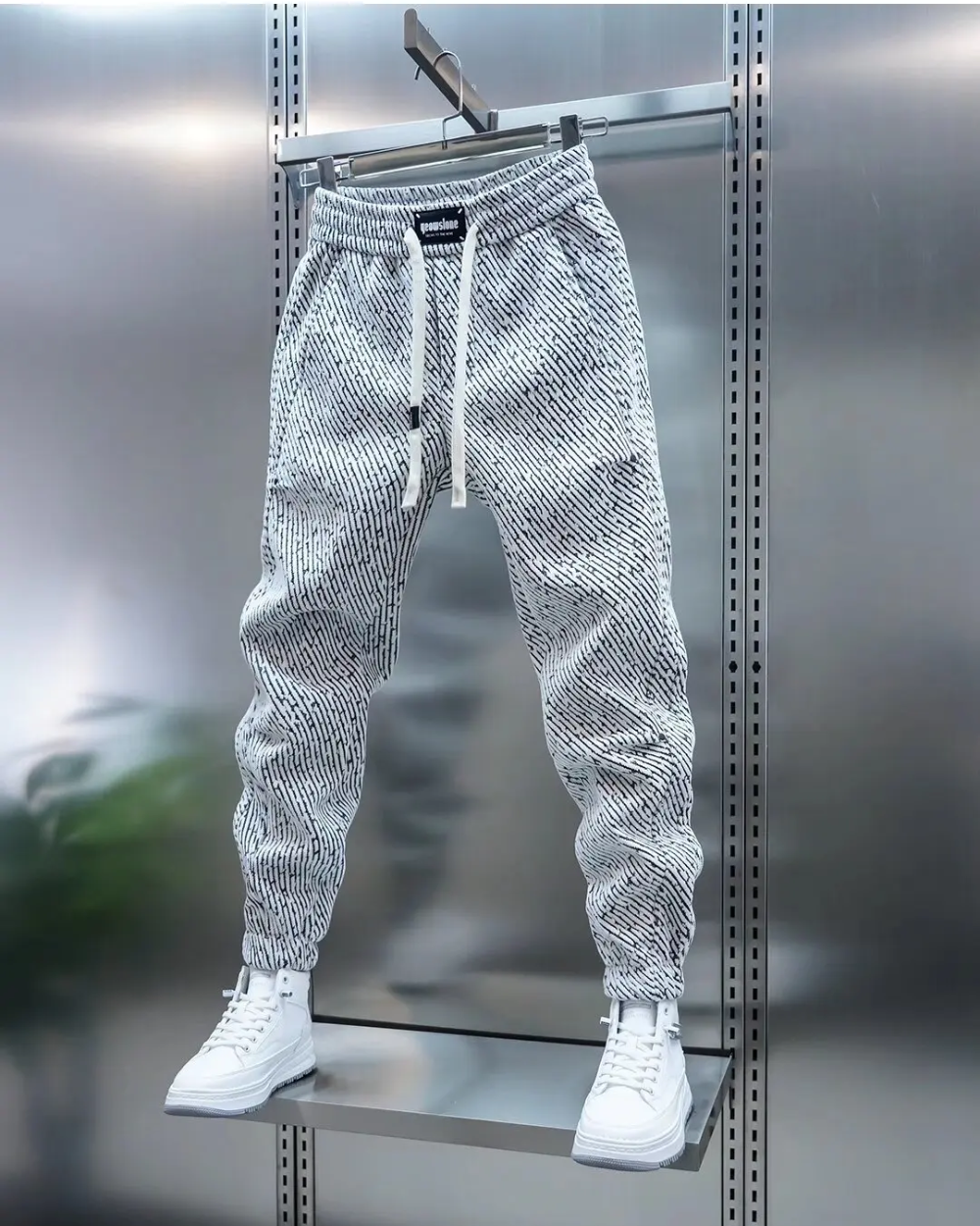 Pantaloni casual con motivo