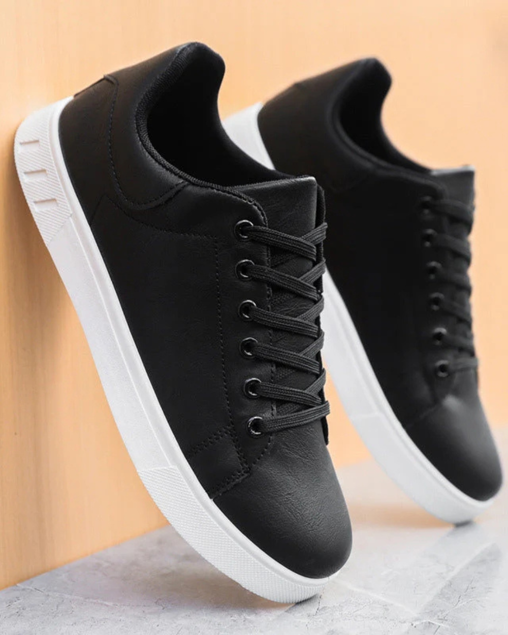 Corrado - Sneakers classiche in pelle