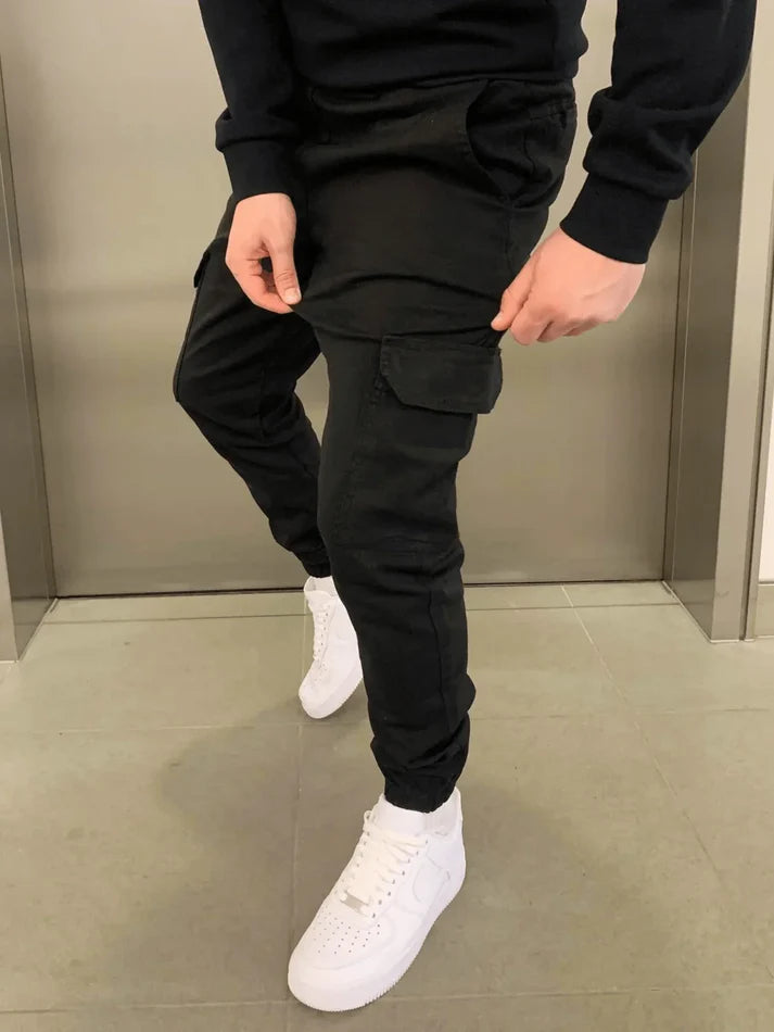 Pantaloni cargo