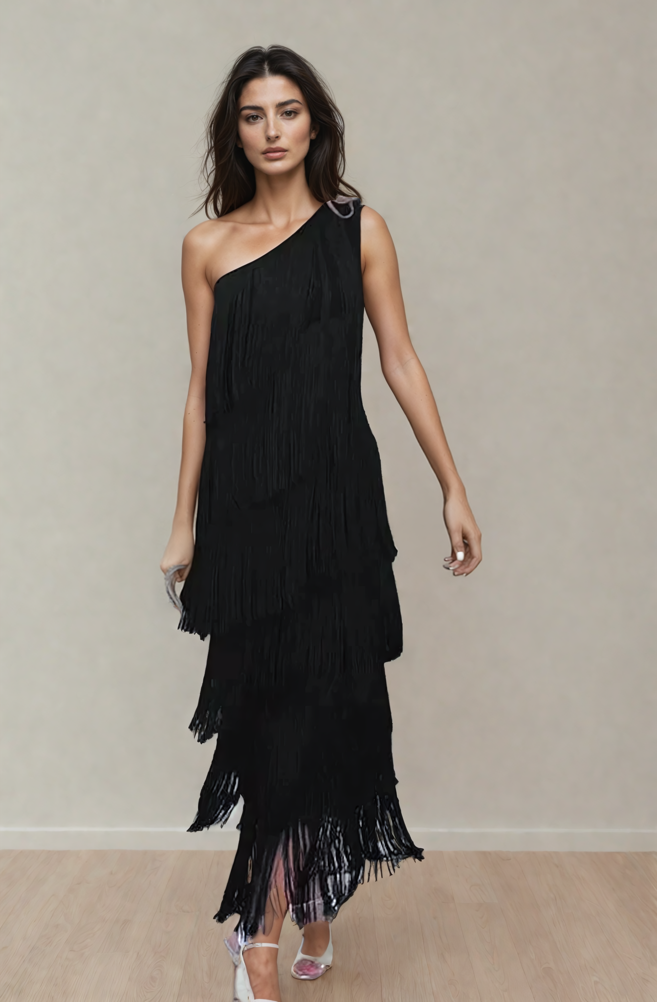 Abito elegante con frange