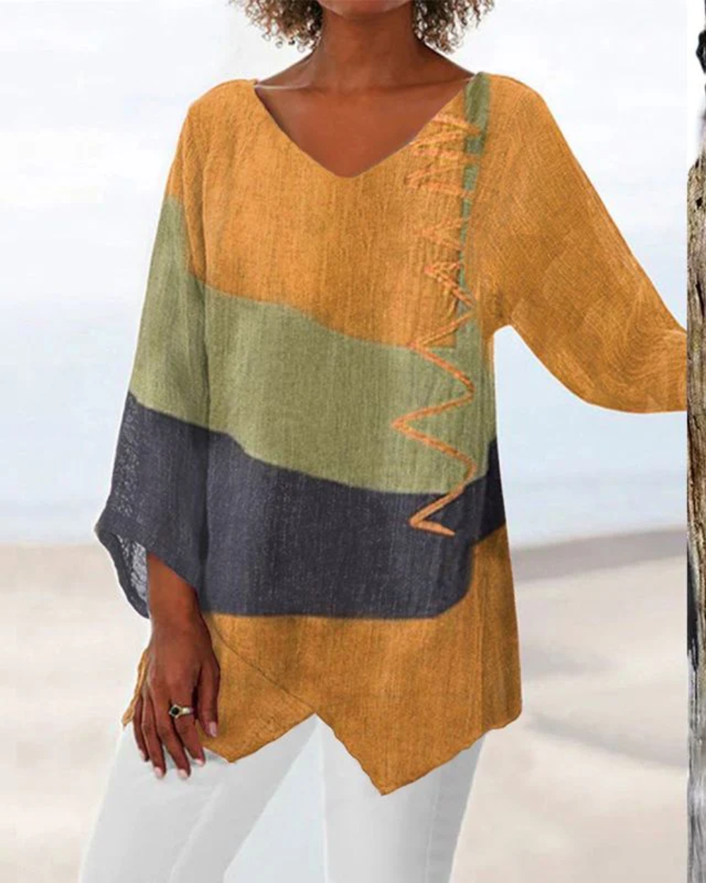 Top elegante da donna con scollo a V