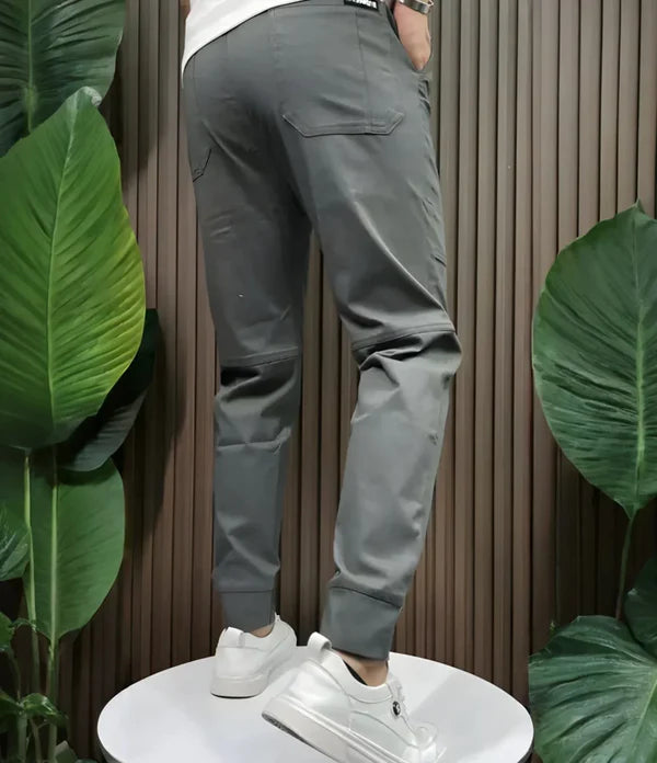 Pantaloni cargo alla moda