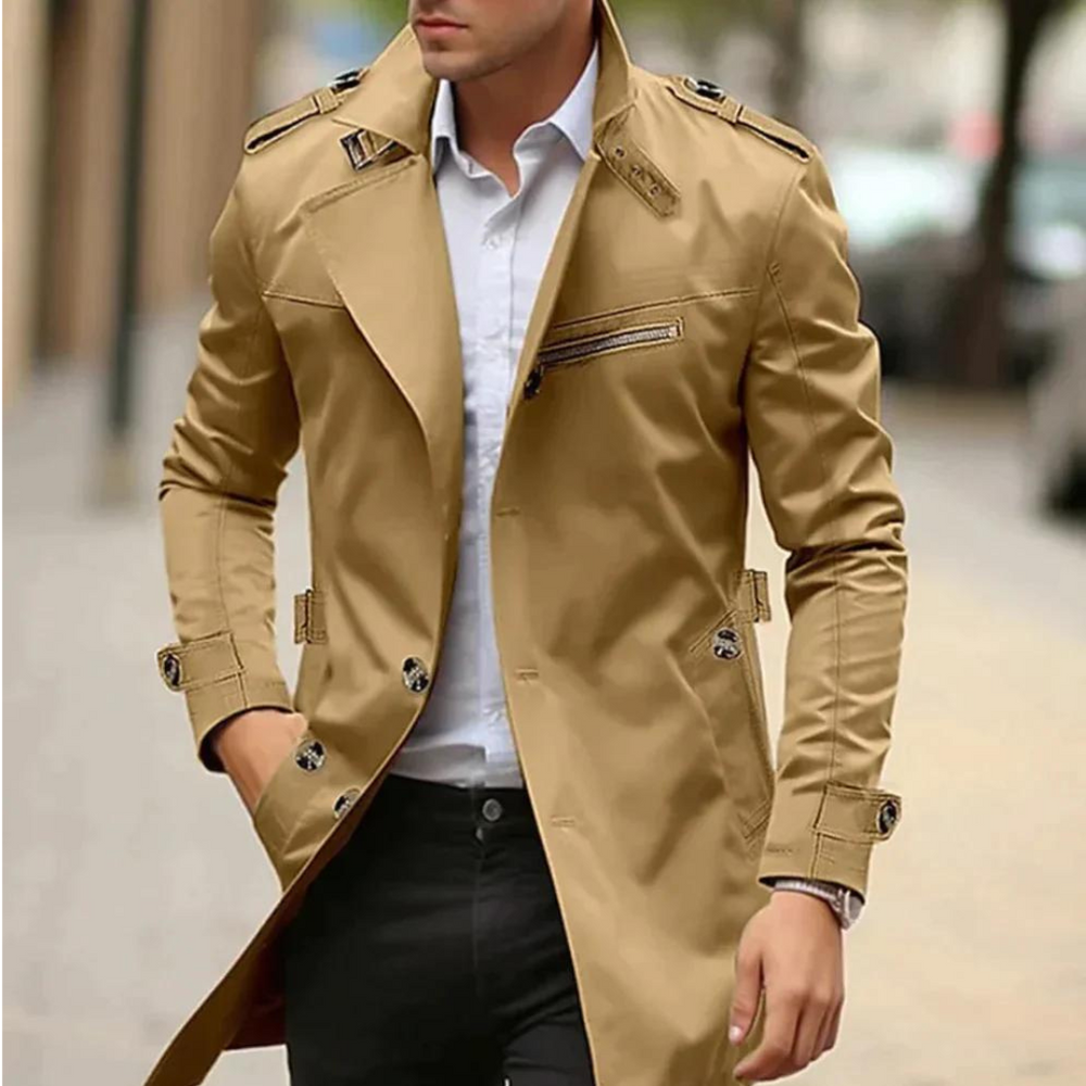 Trench da uomo elegante