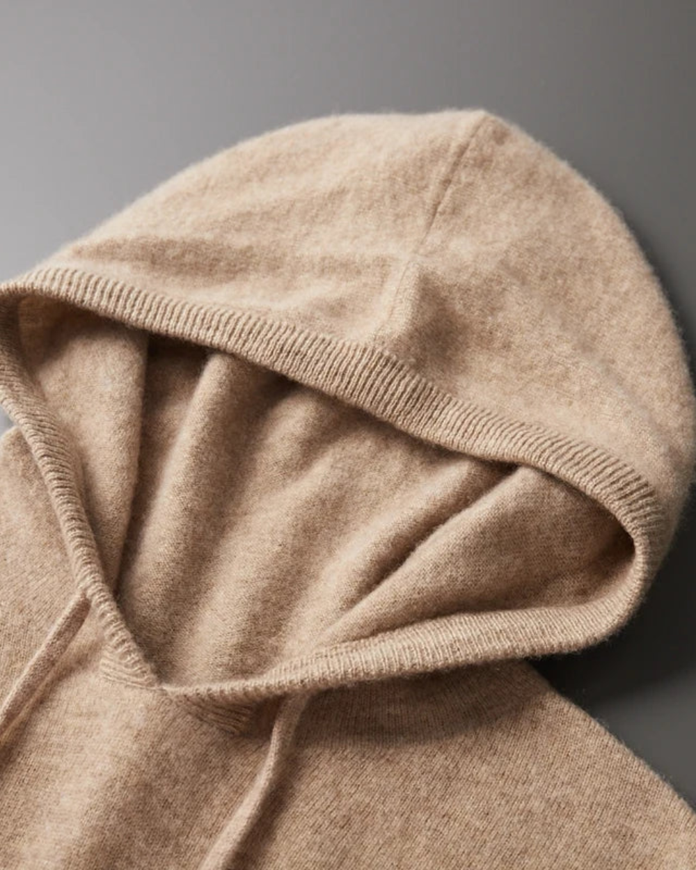Maglione con cappuccio in cashmere Canopus