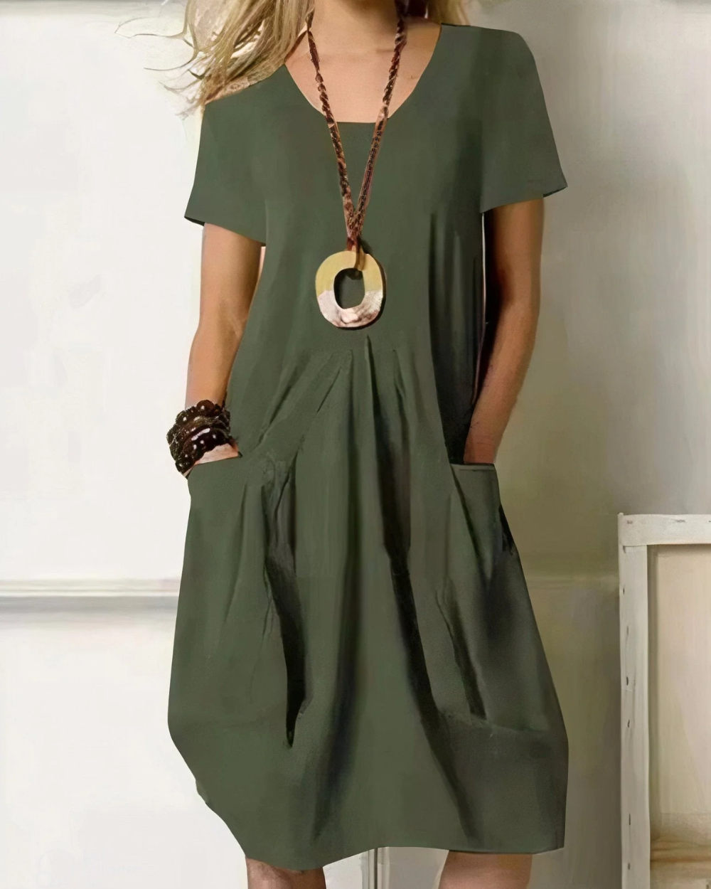 Abito elegante con copertura del ventre