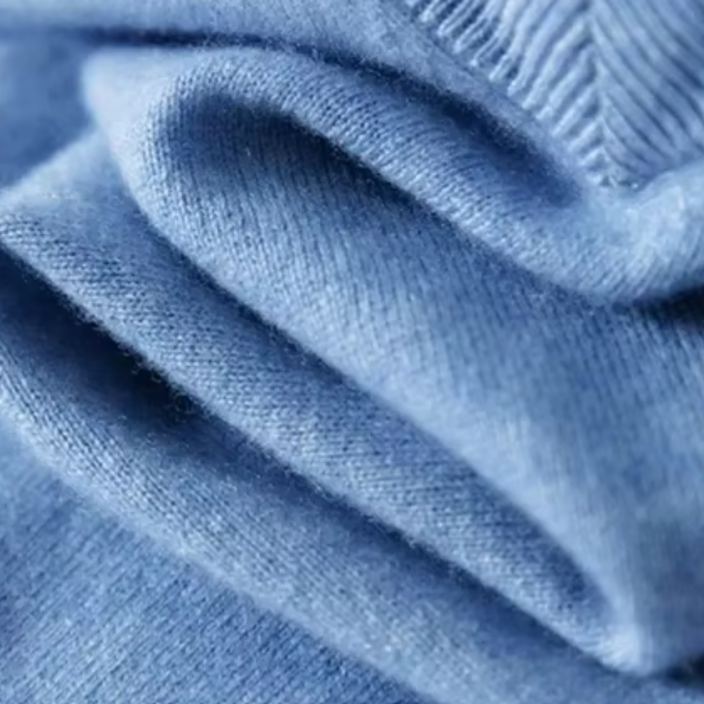 Maglione elegante con scollo a V