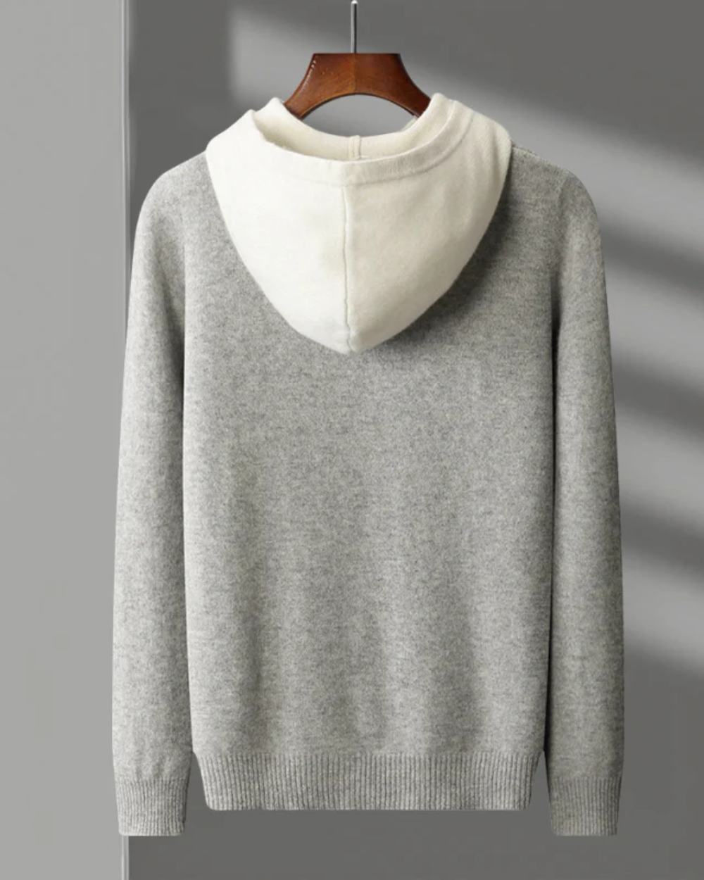 Nova Felpa con cappuccio in lana merino