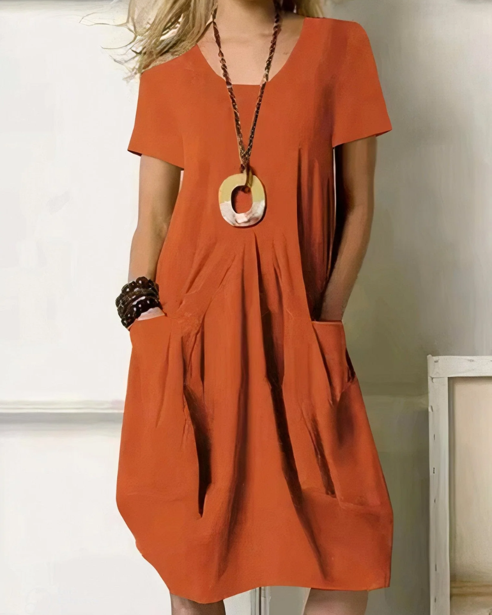 Abito elegante con copertura del ventre