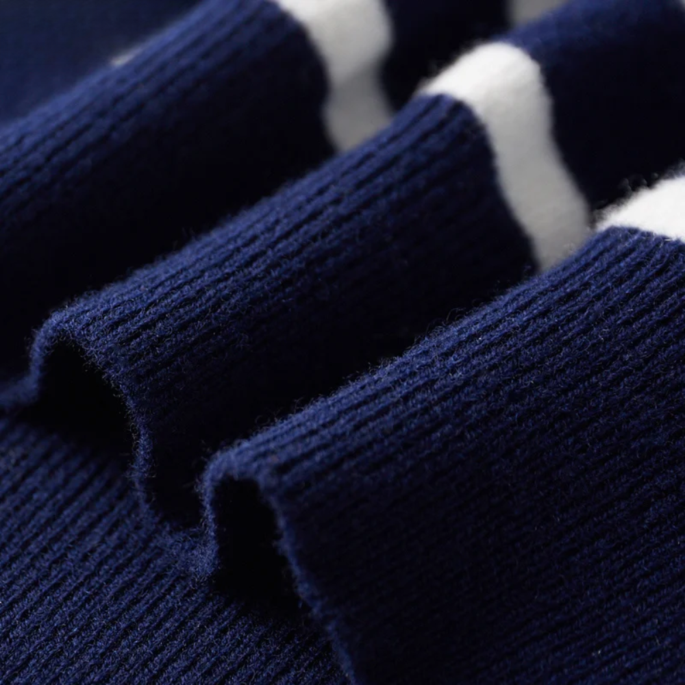 Elegante maglione di lana a righe