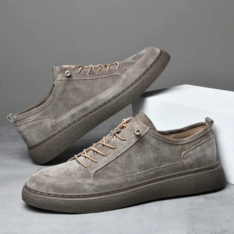 Scarpe da ginnastica in pelle scamosciata