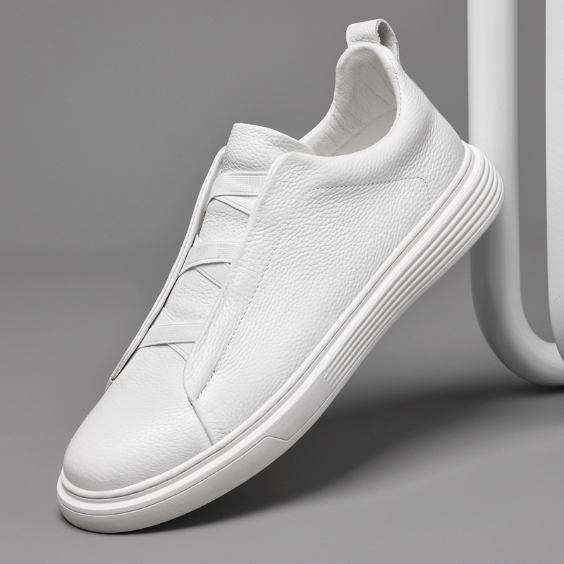 Scarpe in pelle alla moda