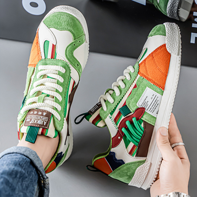 Scarpe eleganti e retrò