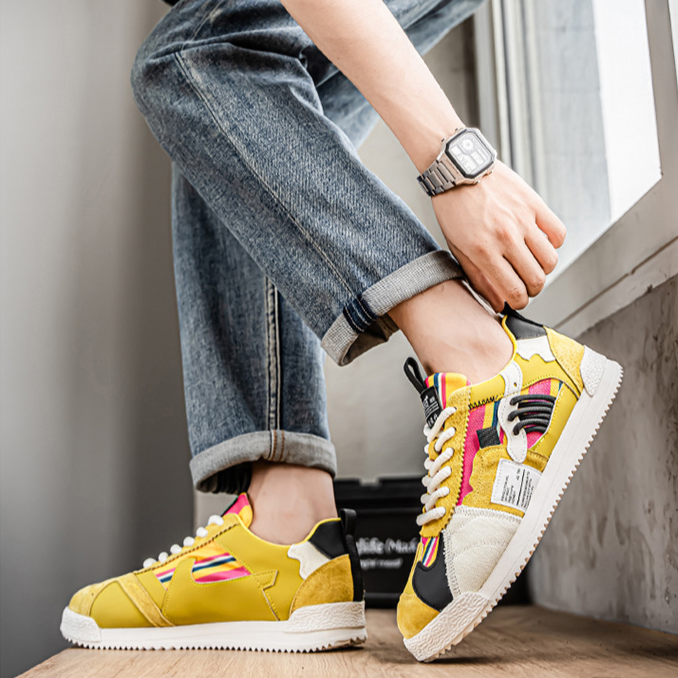 Scarpe eleganti e retrò