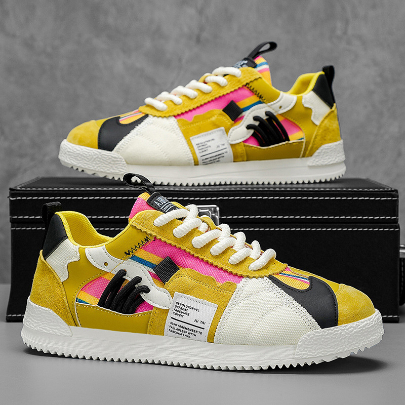 Scarpe eleganti e retrò