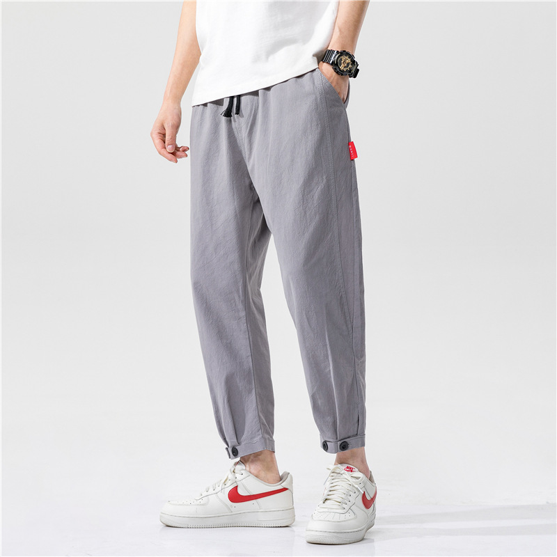 Pantaloni di lino eleganti