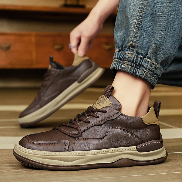 Scarpe in pelle a suola alta
