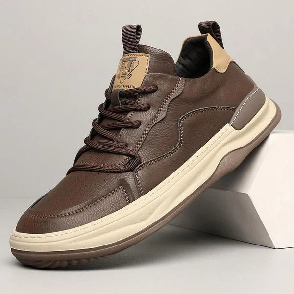 Scarpe in pelle a suola alta