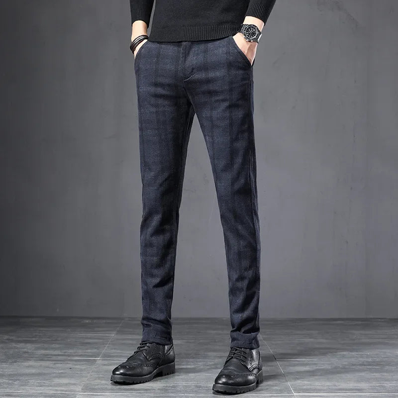 Pantaloni casual a quadri