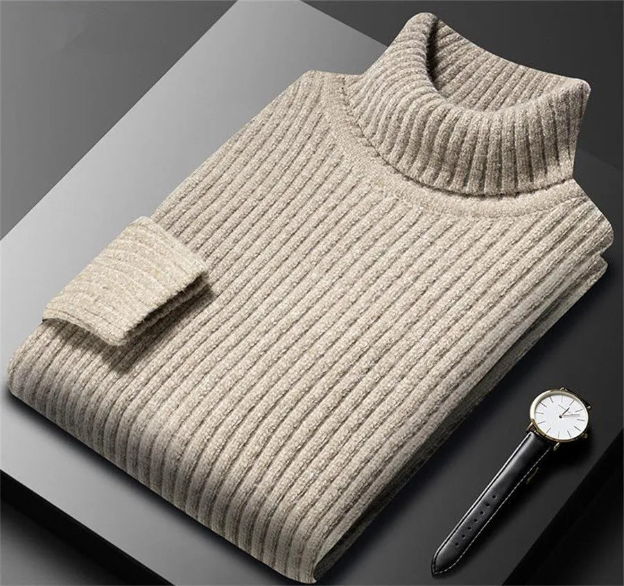 Elegante maglione a collo alto lavorato a maglia