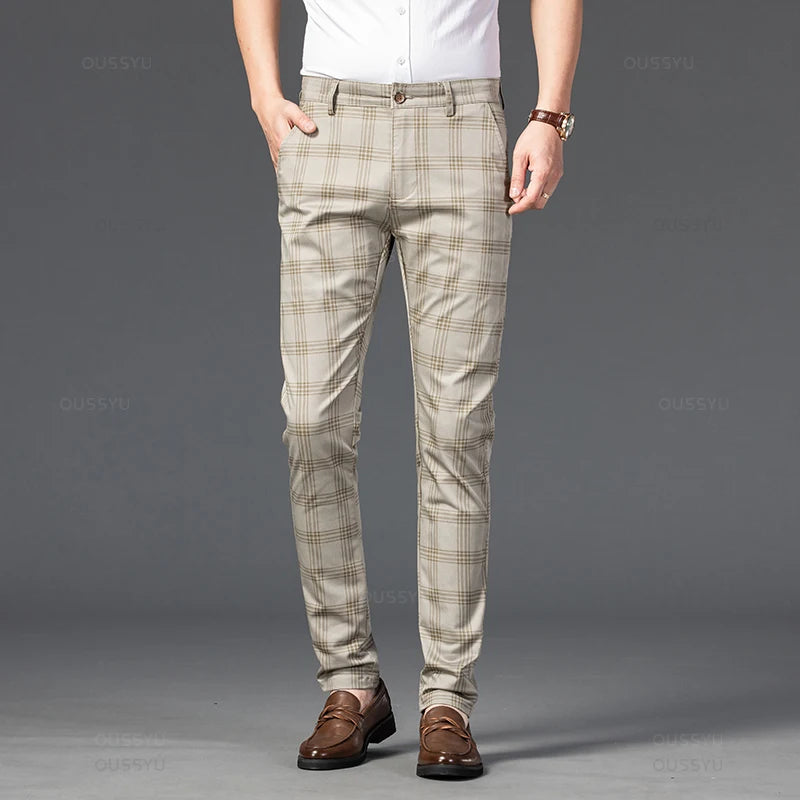 Pantaloni eleganti a quadri