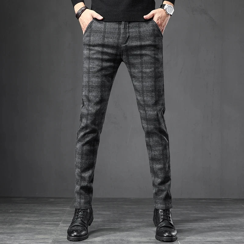 Pantaloni casual a quadri
