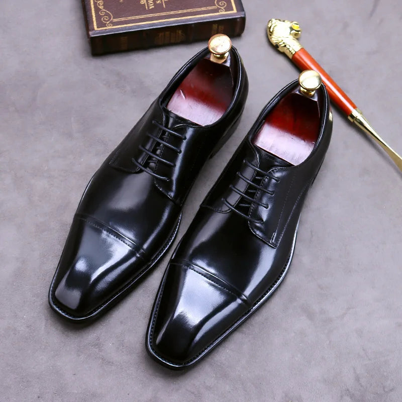 Scarpe da lavoro in pelle chic