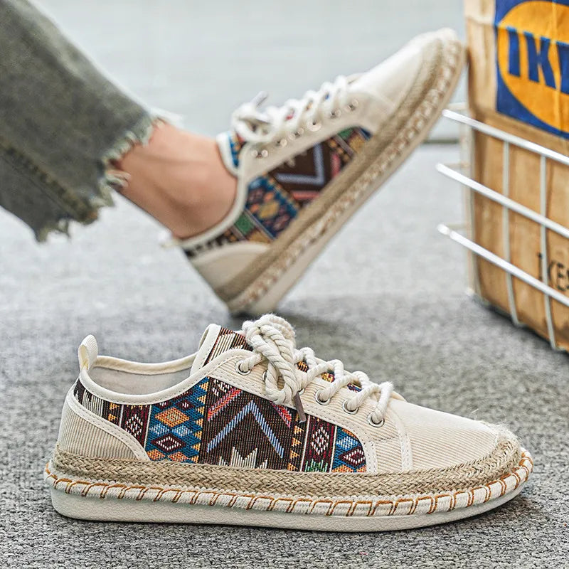 Scarpe di tela eleganti