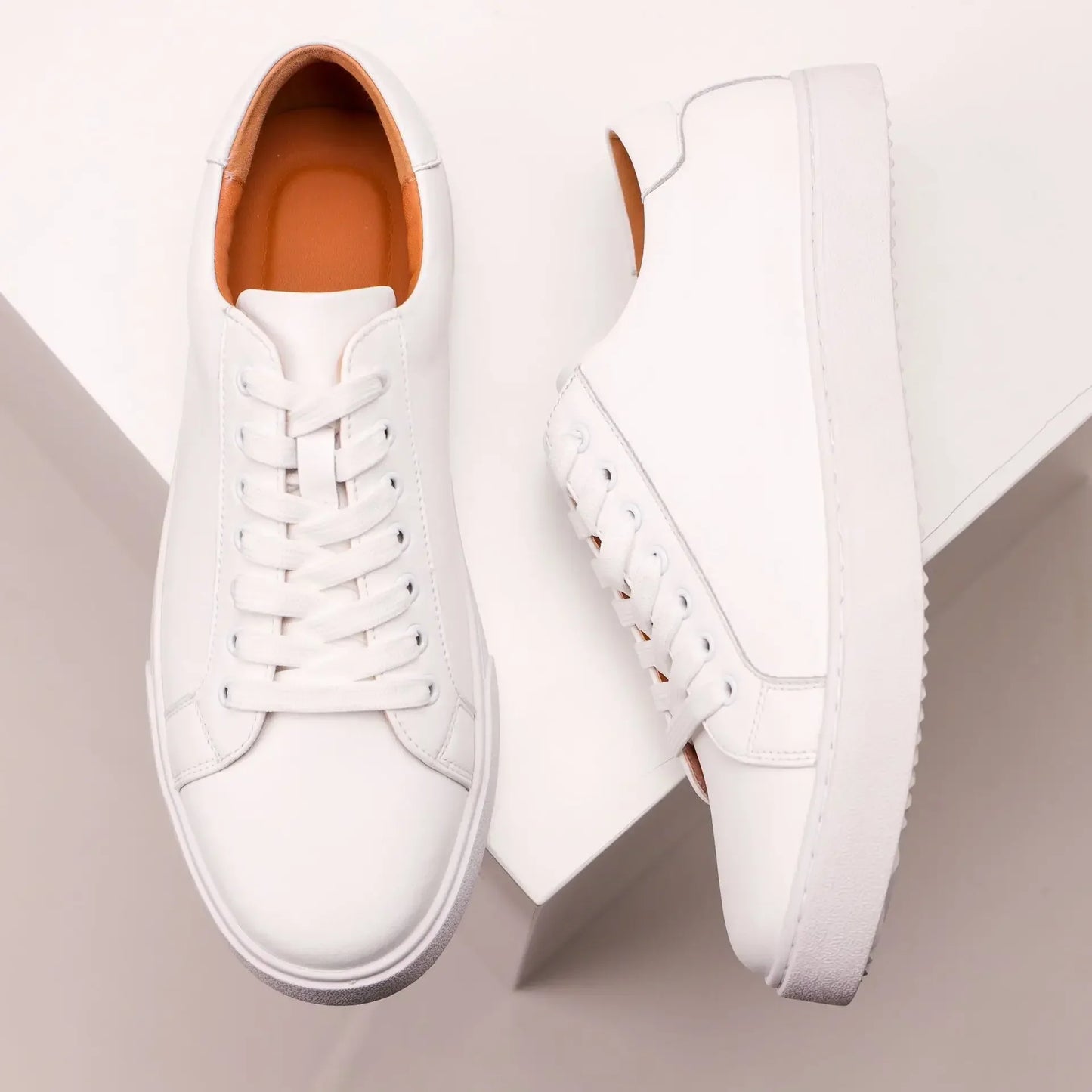 Sneakers in vera pelle