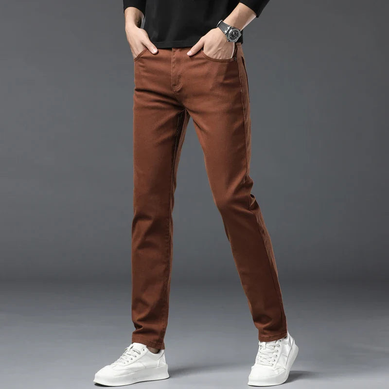 Eleganti jeans elasticizzati in denim