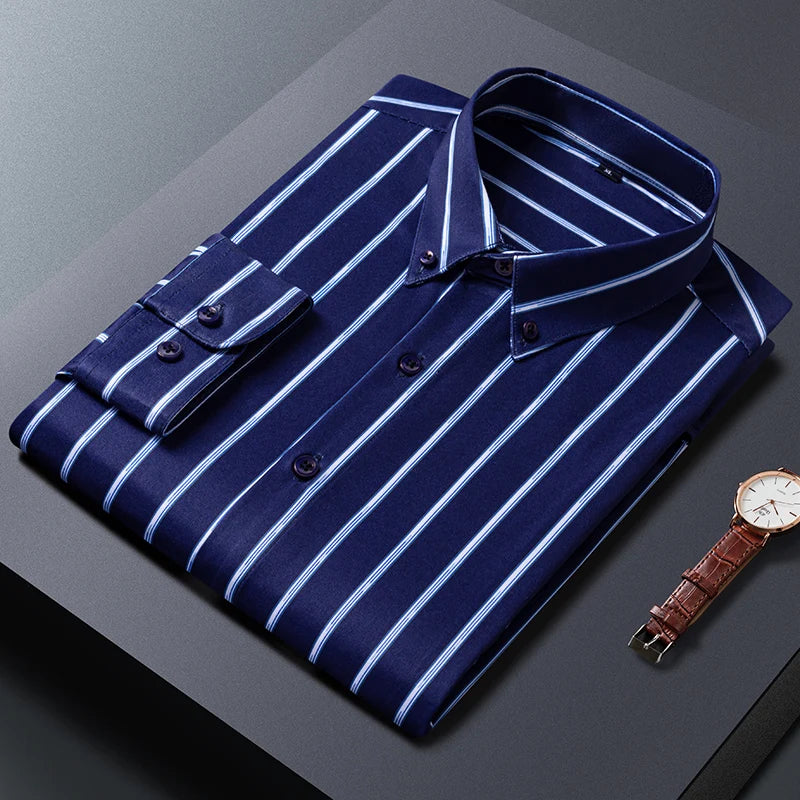 Camicia da uomo a righe eleganti