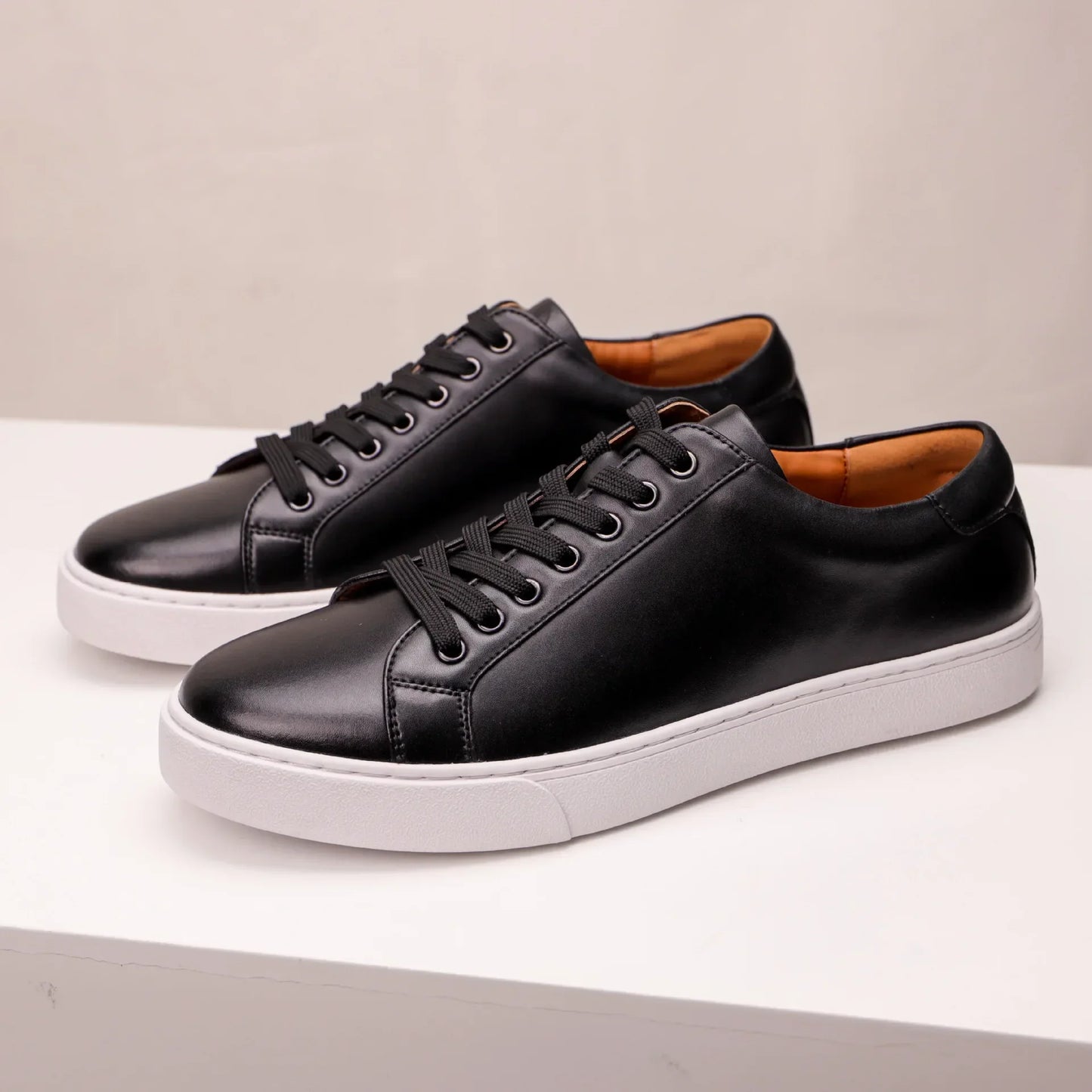 Sneakers in vera pelle