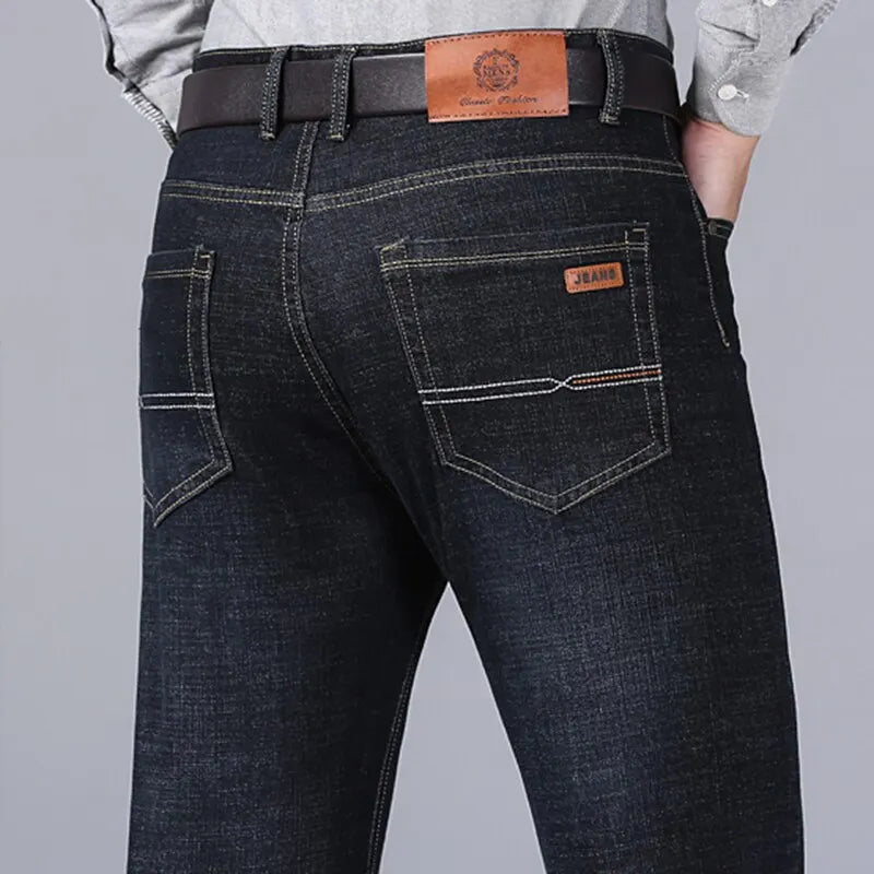 Jeans da uomo in denim