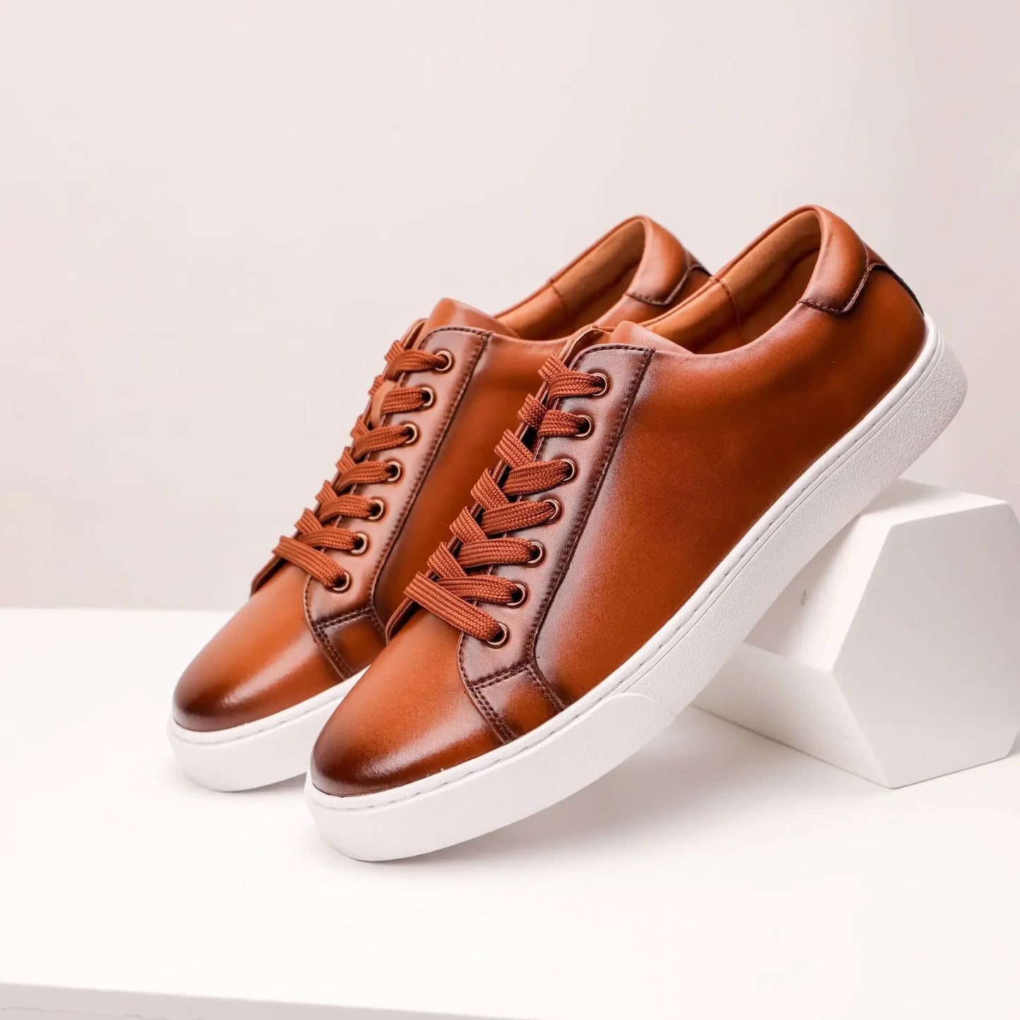 Sneakers in vera pelle