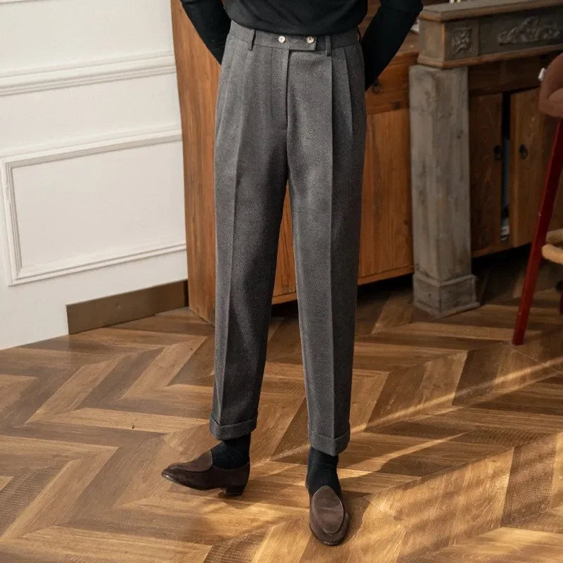 Pantaloni chic a vita alta