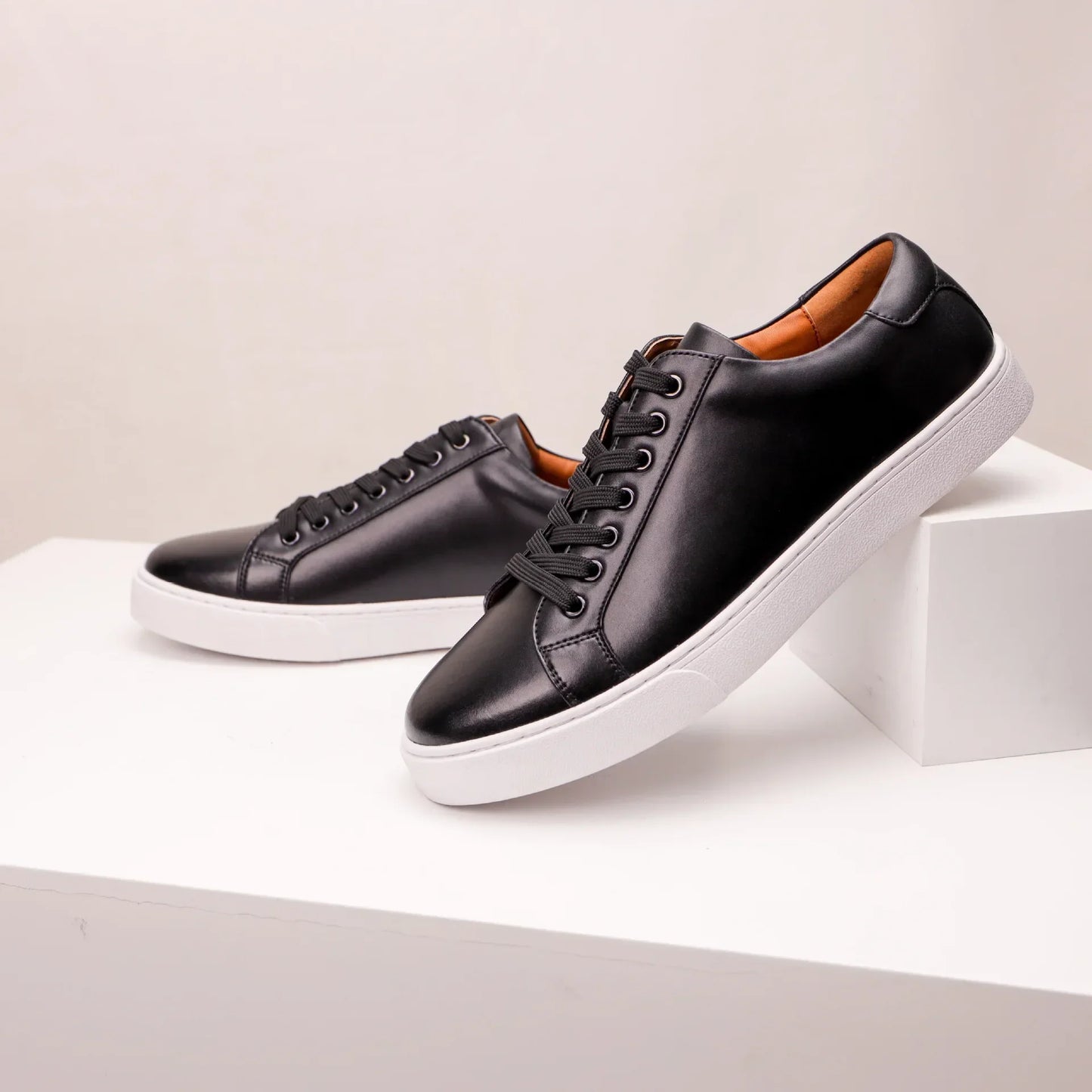 Sneakers in vera pelle