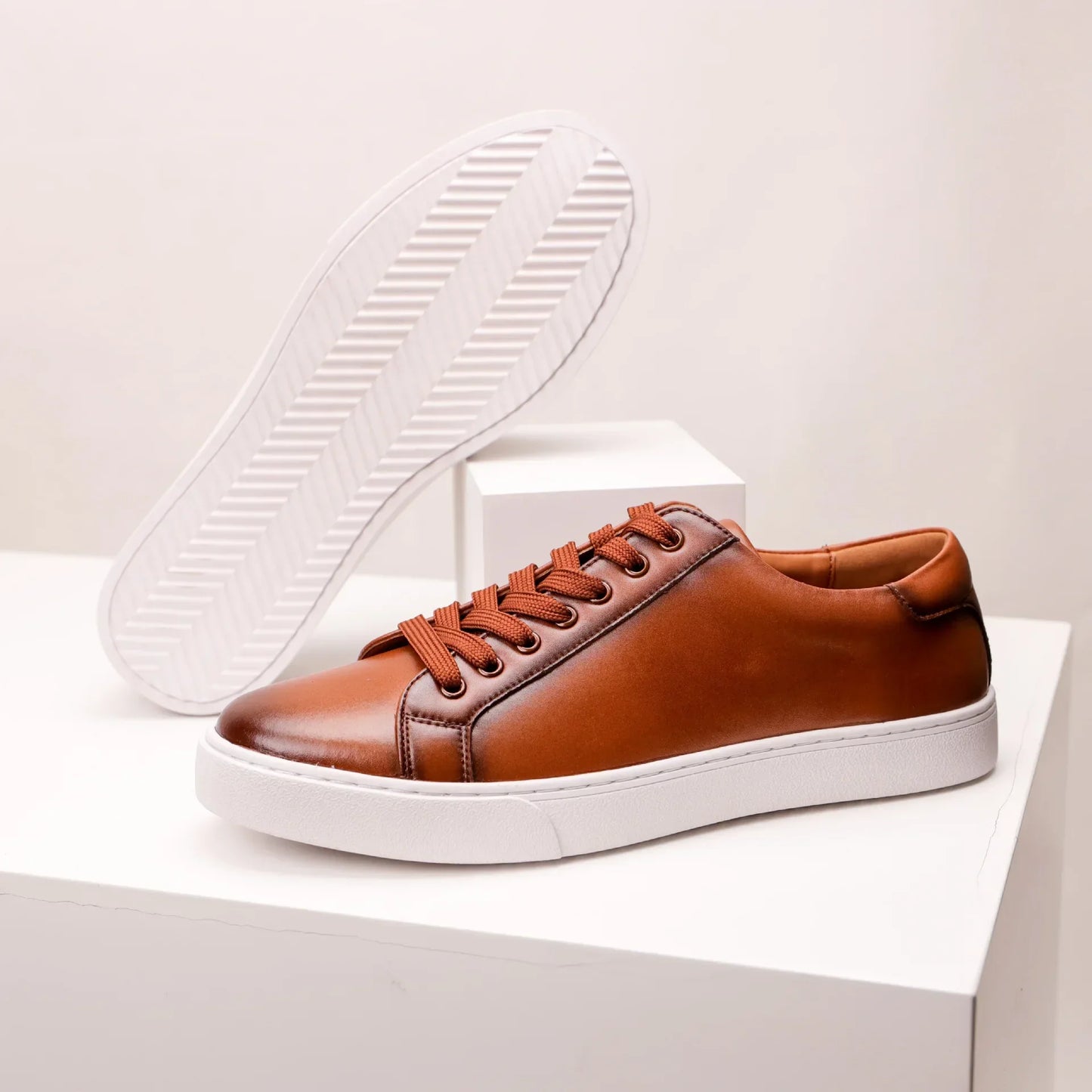 Sneakers in vera pelle