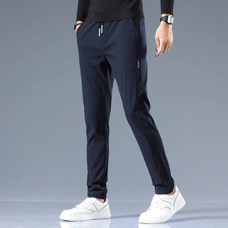 Pantaloni eleganti slim fit