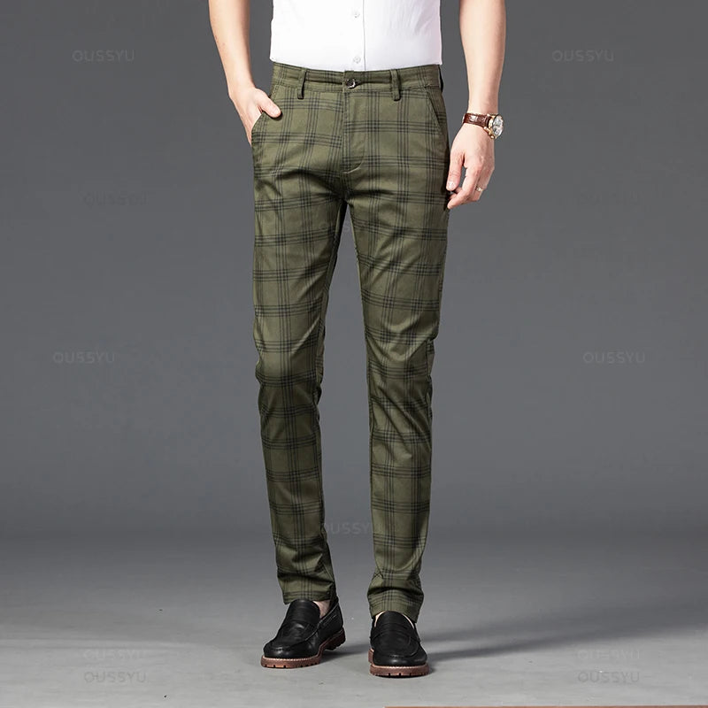 Pantaloni eleganti a quadri