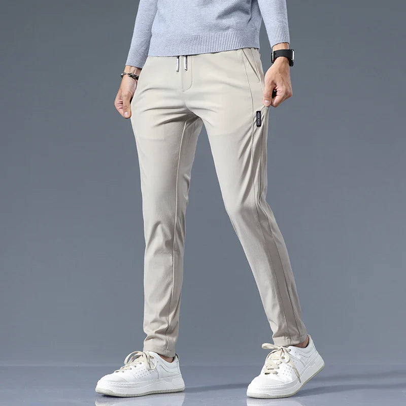 Pantaloni eleganti slim fit