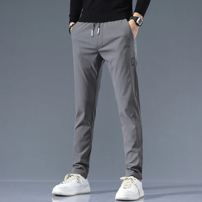 Pantaloni eleganti slim fit