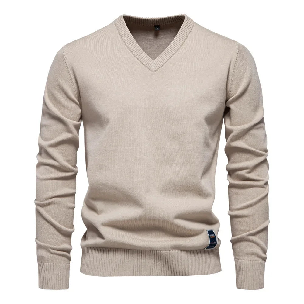 Elegante maglione lavorato a maglia