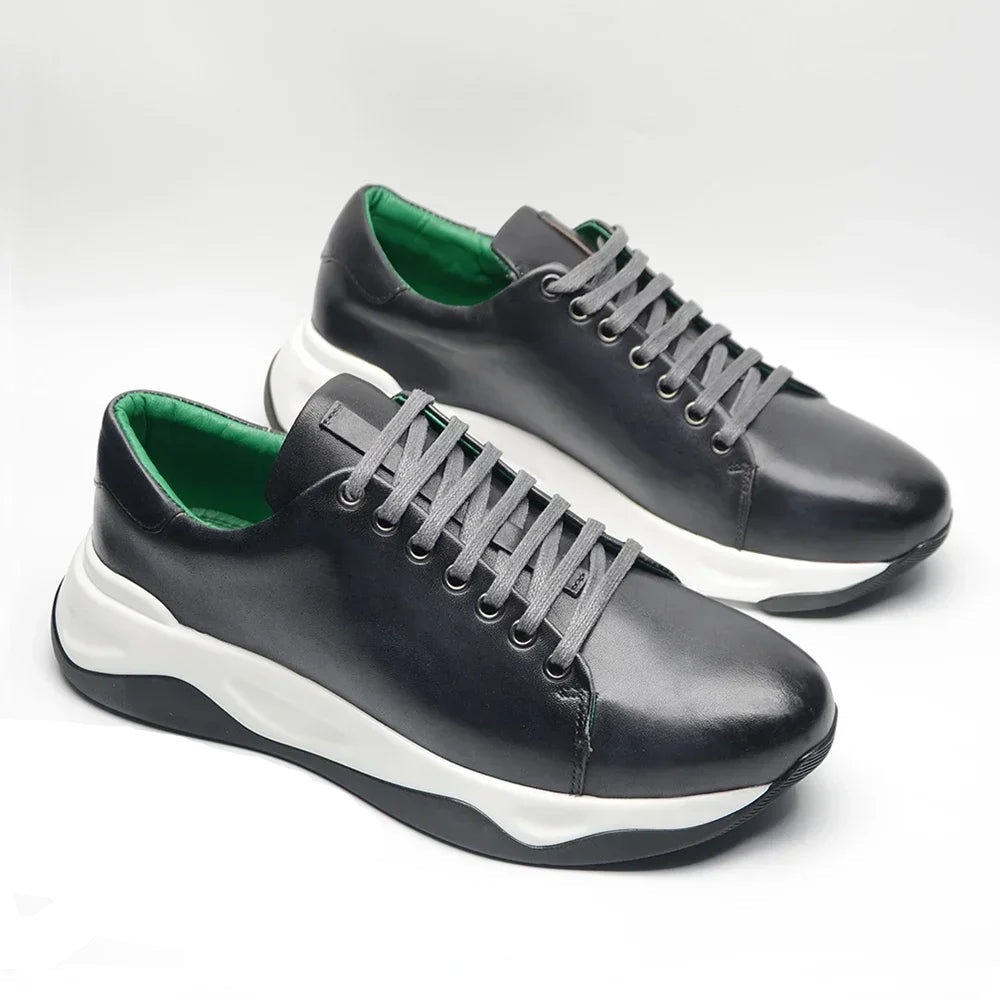 Scarpe in pelle di vacchetta alta