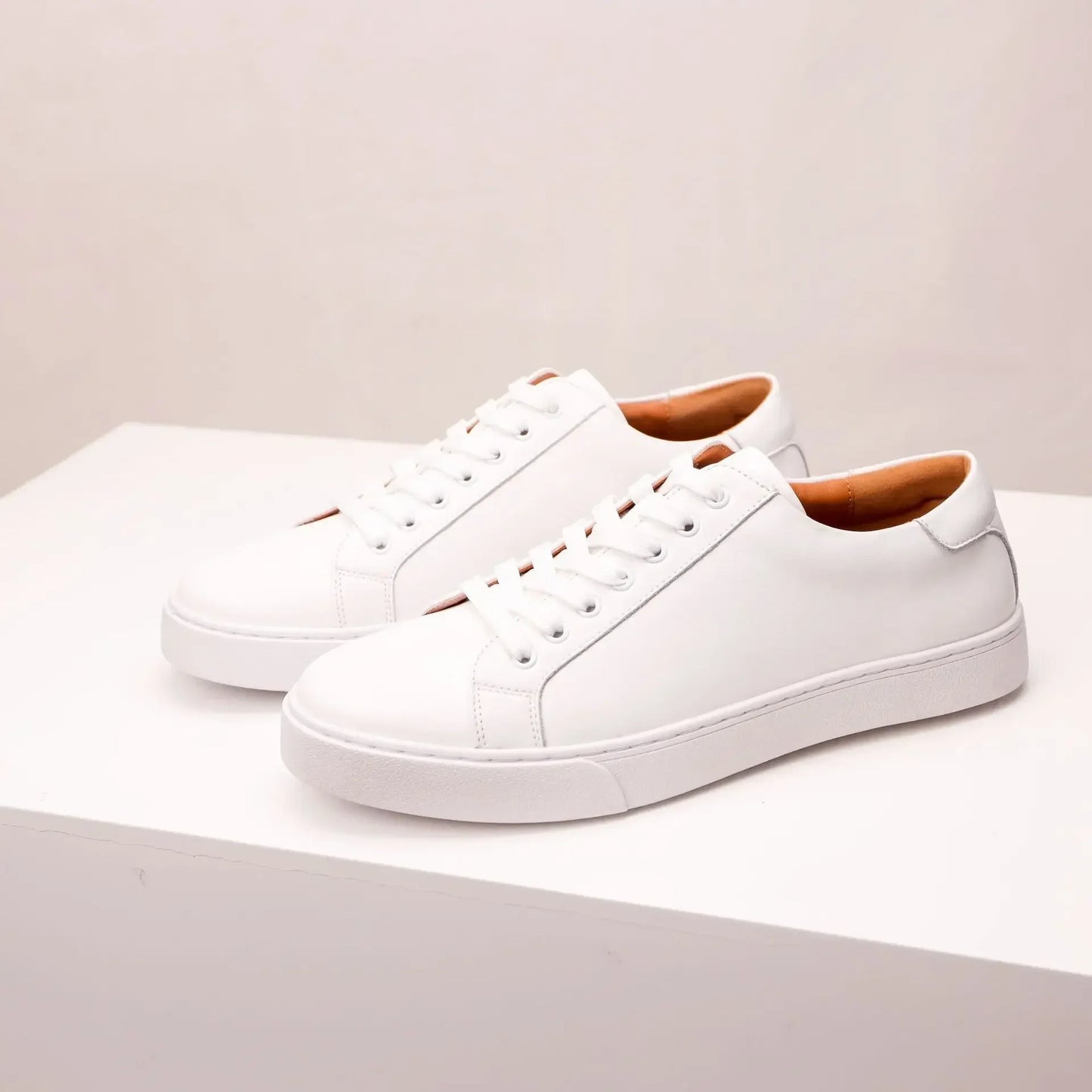 Sneakers in vera pelle