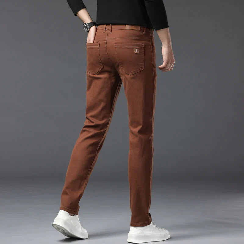 Eleganti jeans elasticizzati in denim