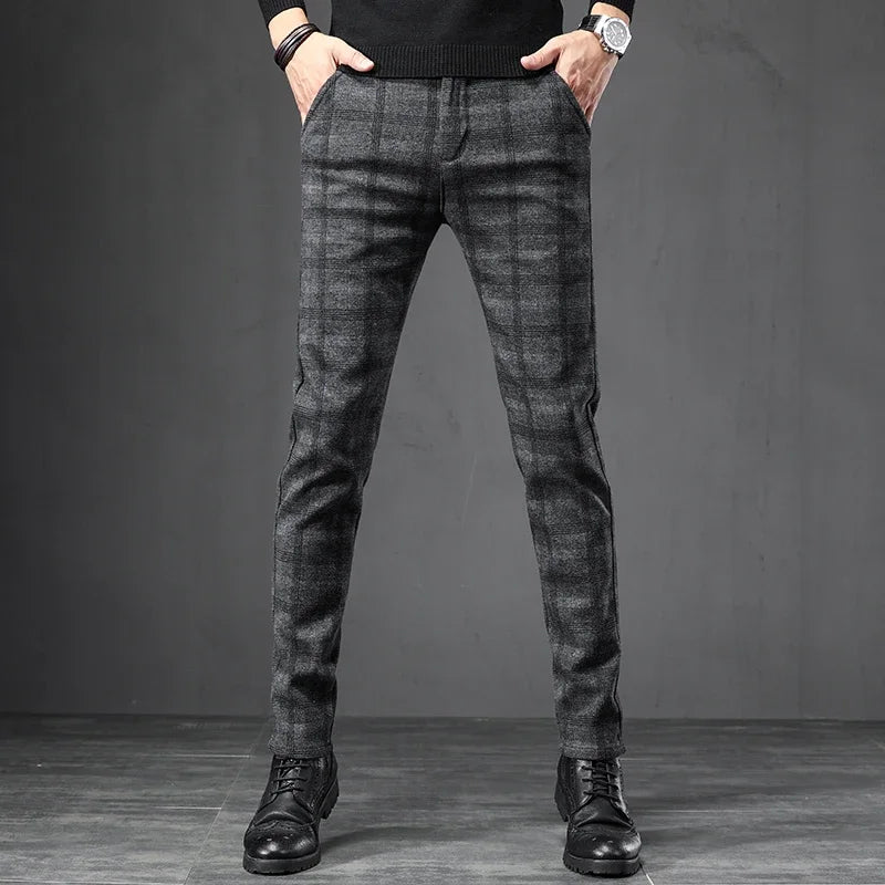 Pantaloni casual a quadri