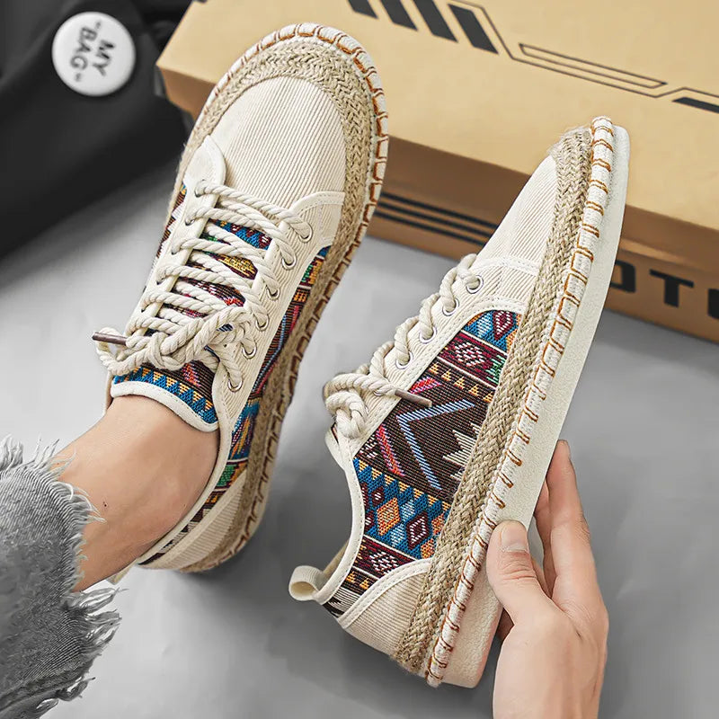 Scarpe di tela eleganti