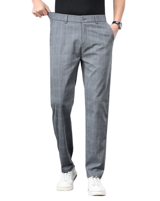 Pantaloni classici a quadri