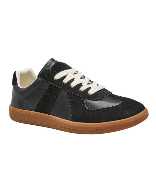 Scarpe eleganti e retrò